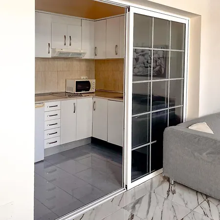 Apartman Paradise In El *